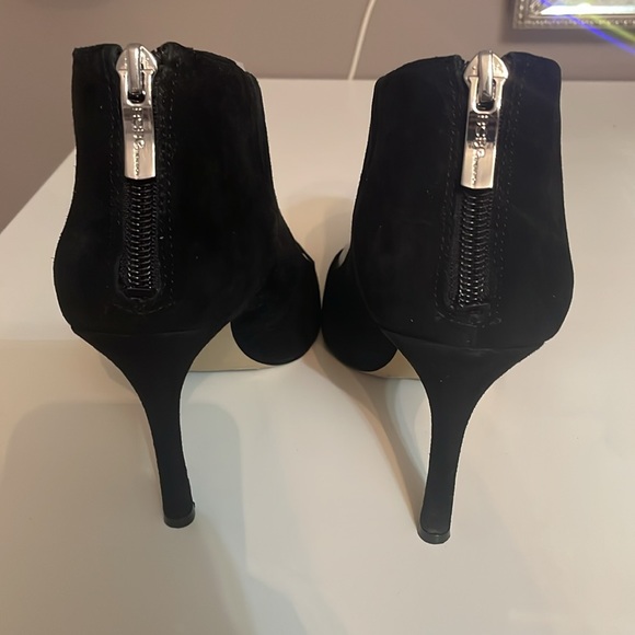 BCBGeneration Pailie Heels - Picture 4 of 6